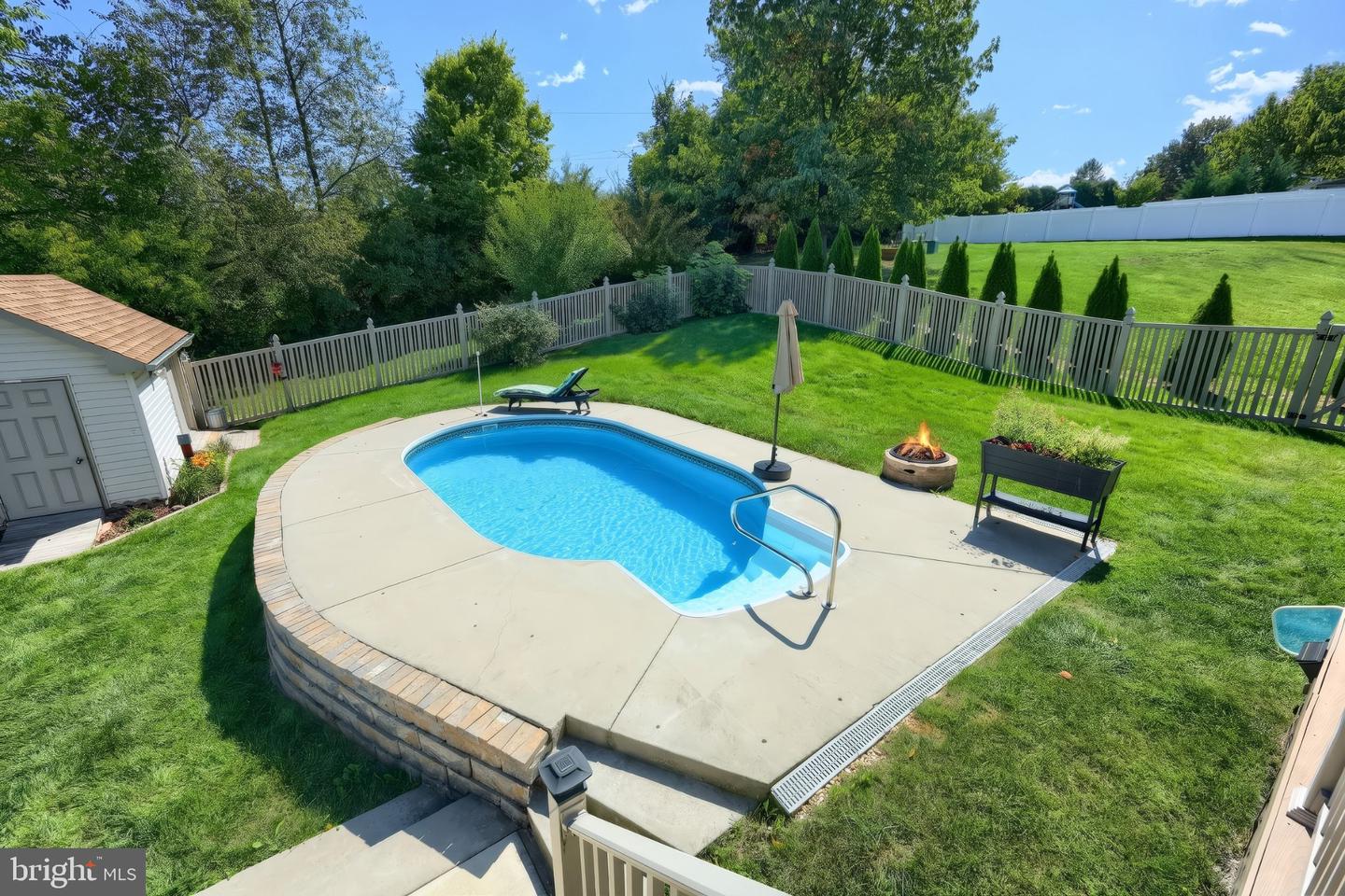 50 Fox Run Rd Property Photo 5