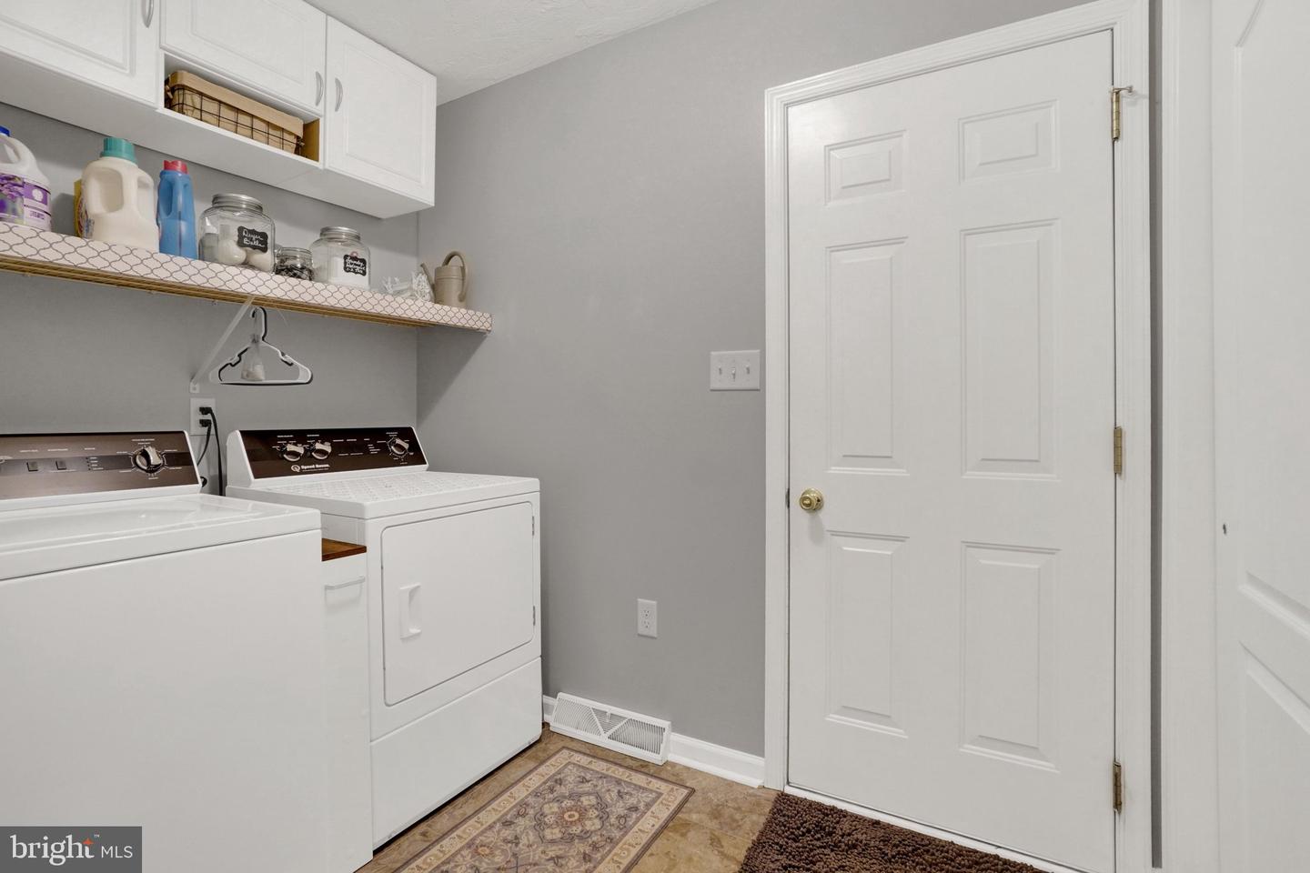 593 Harvest Dr Property Photo 18