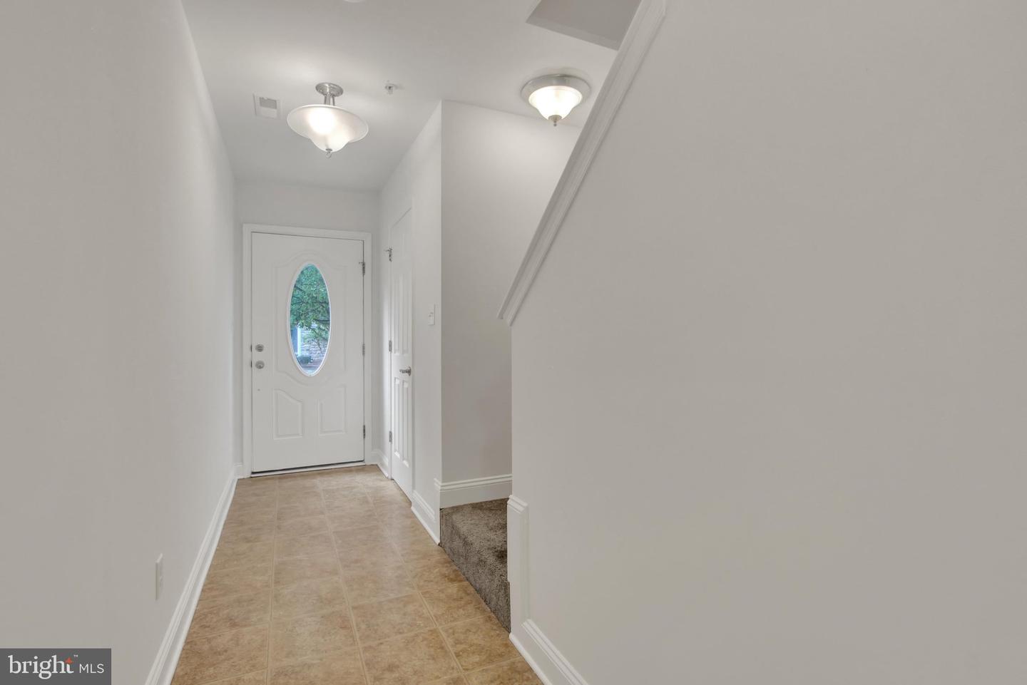1237 Stonehaven Way Property Photo 9