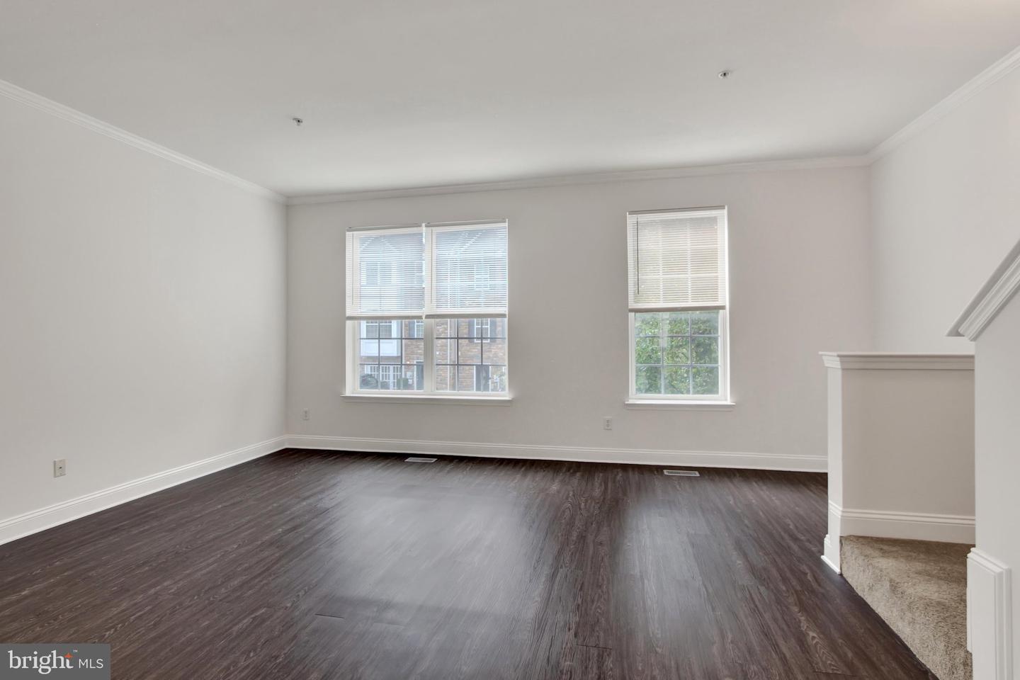 1237 Stonehaven Way Property Photo 14