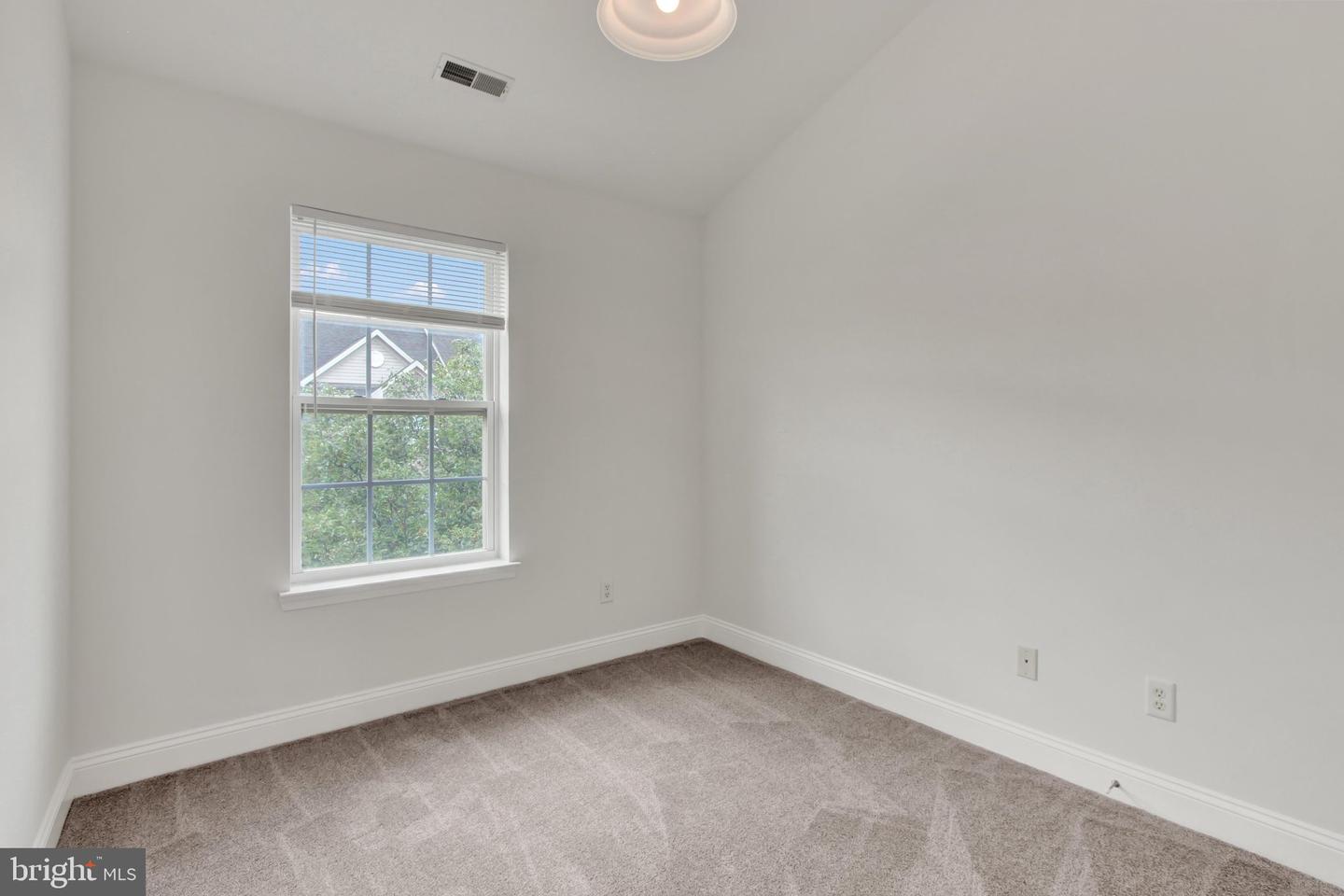1237 Stonehaven Way Property Photo 22