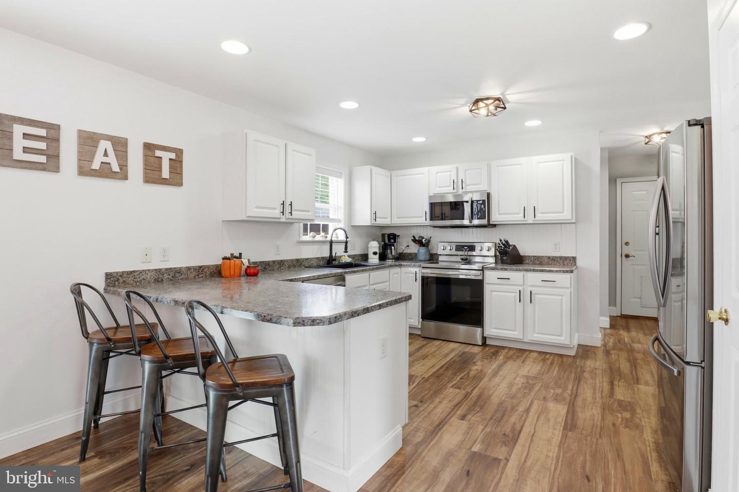 150 Bitternut Property Photo 11