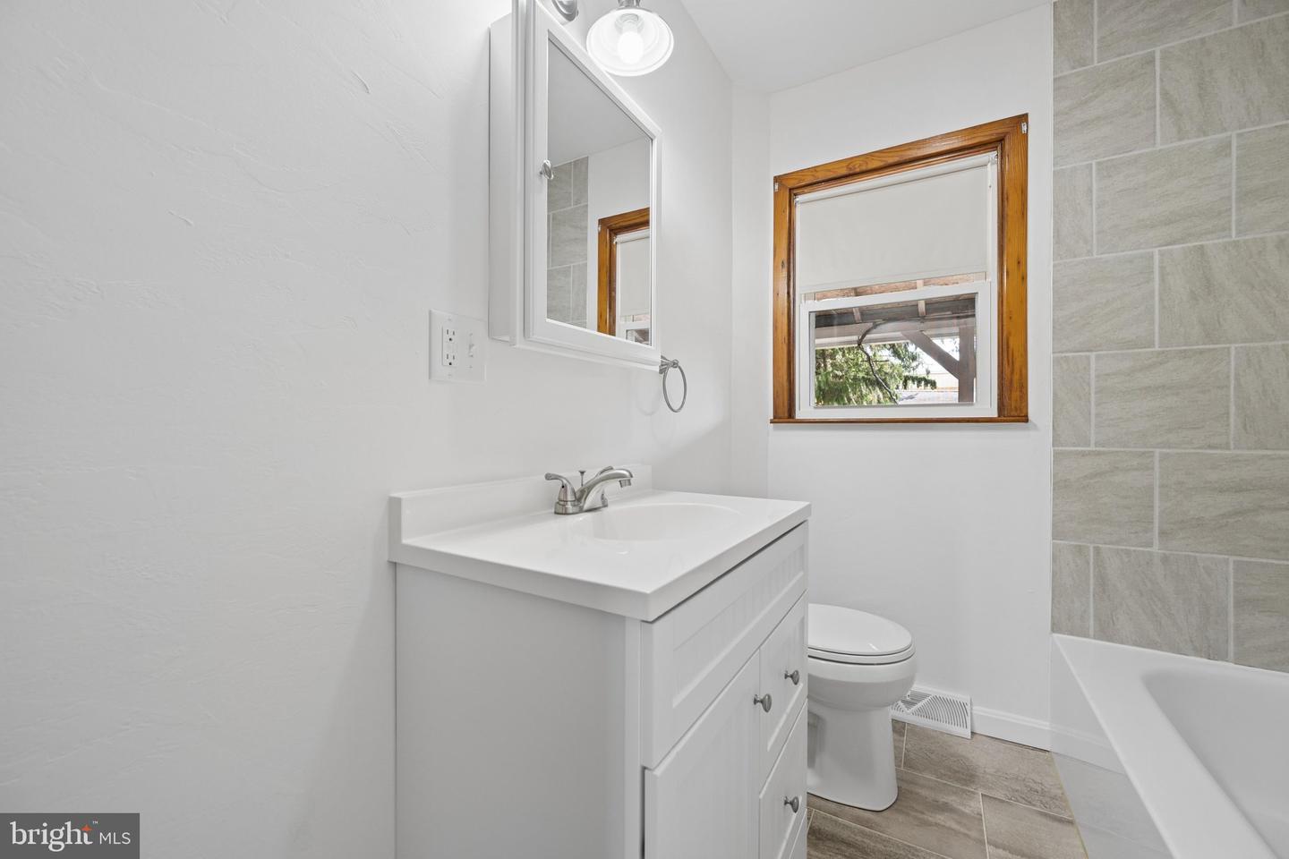 625 Gay St Property Photo 16