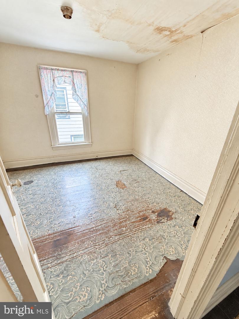 34 Ridge Ave Property Photo 18