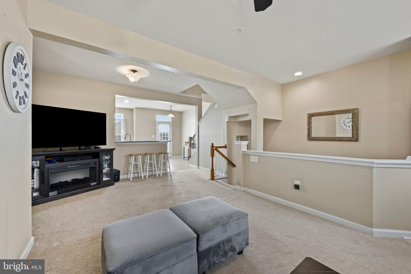 7 Forest View Ter Property Photo 7