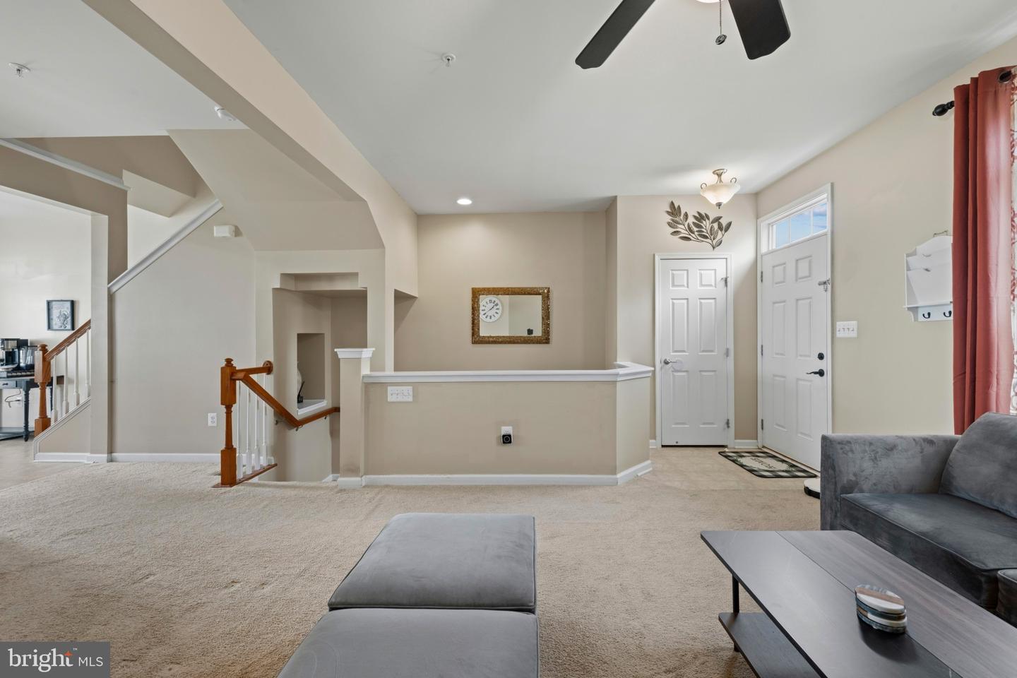 7 Forest View Ter Property Photo 8