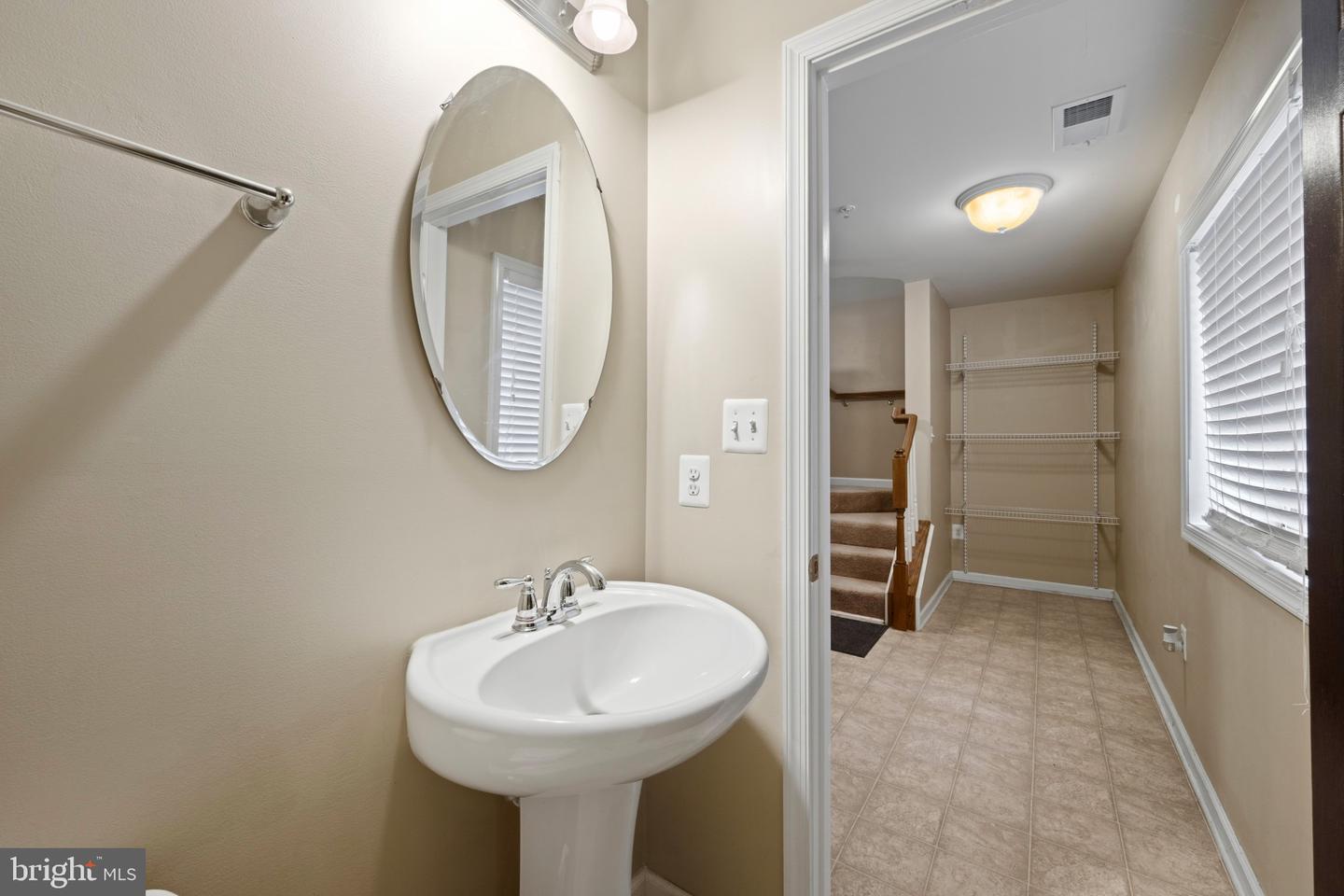 7 Forest View Ter Property Photo 29
