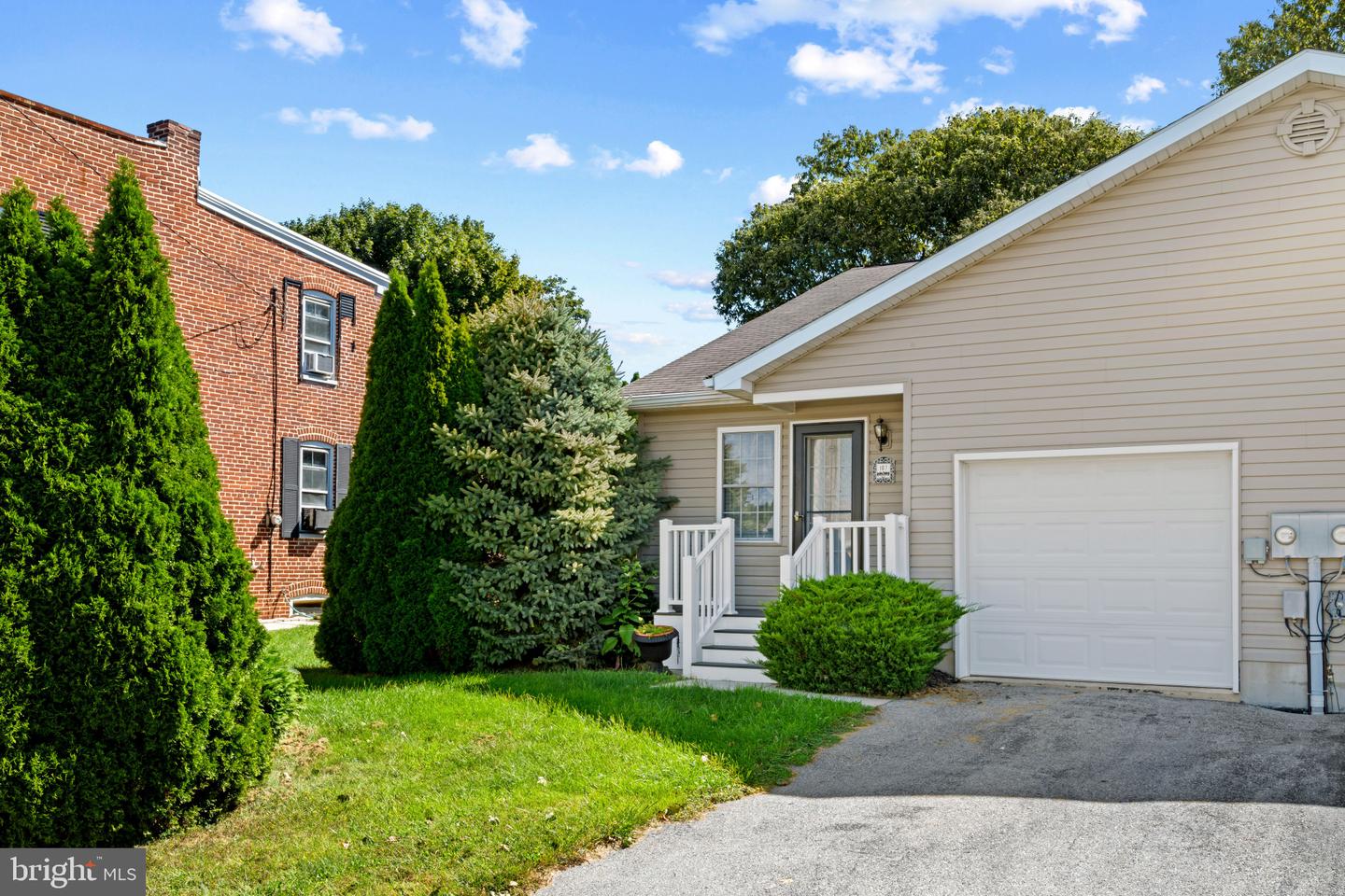 107 WANETA ST Property Photo 1