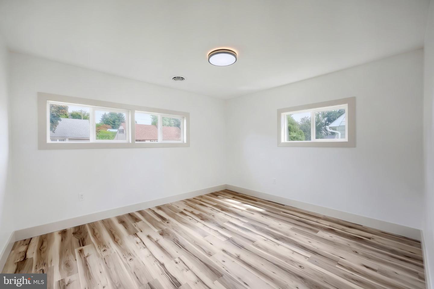 1512 Continental Rd Property Photo 16