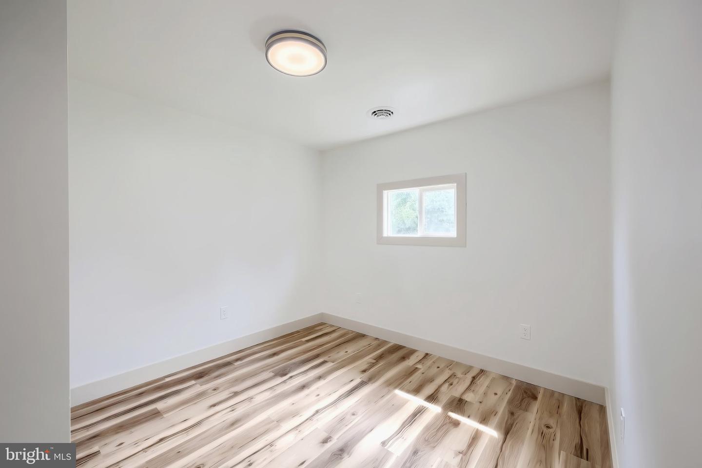 1512 Continental Rd Property Photo 18