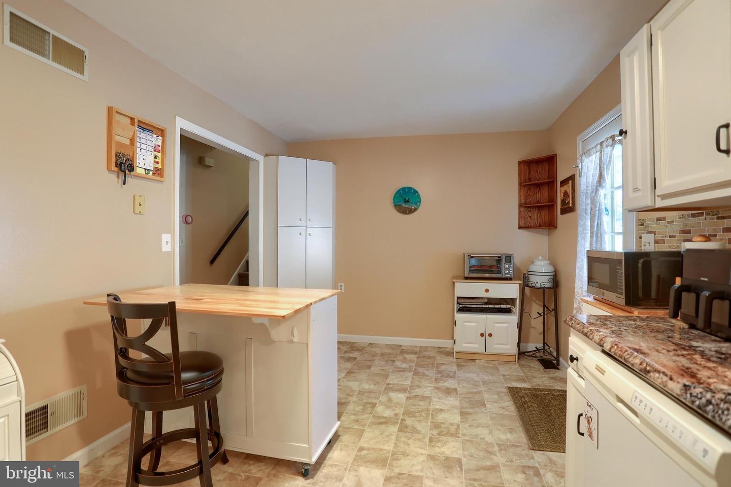 708 Range End Rd Property Photo 15