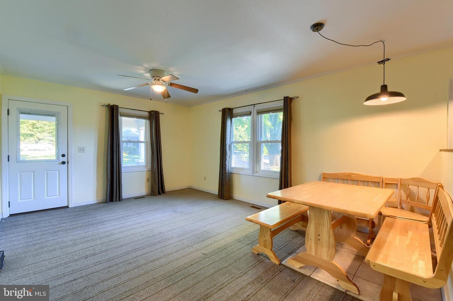 46 Camp Ground Rd Property Photo 6