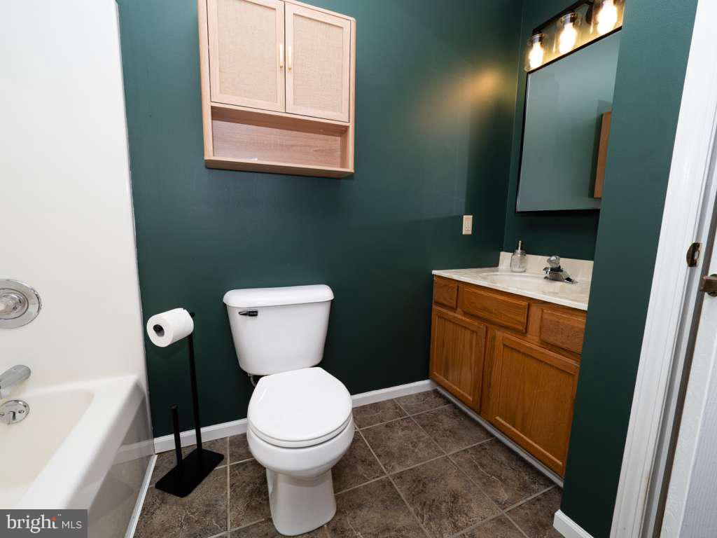 110 Orchard Ln #6 Property Photo 17
