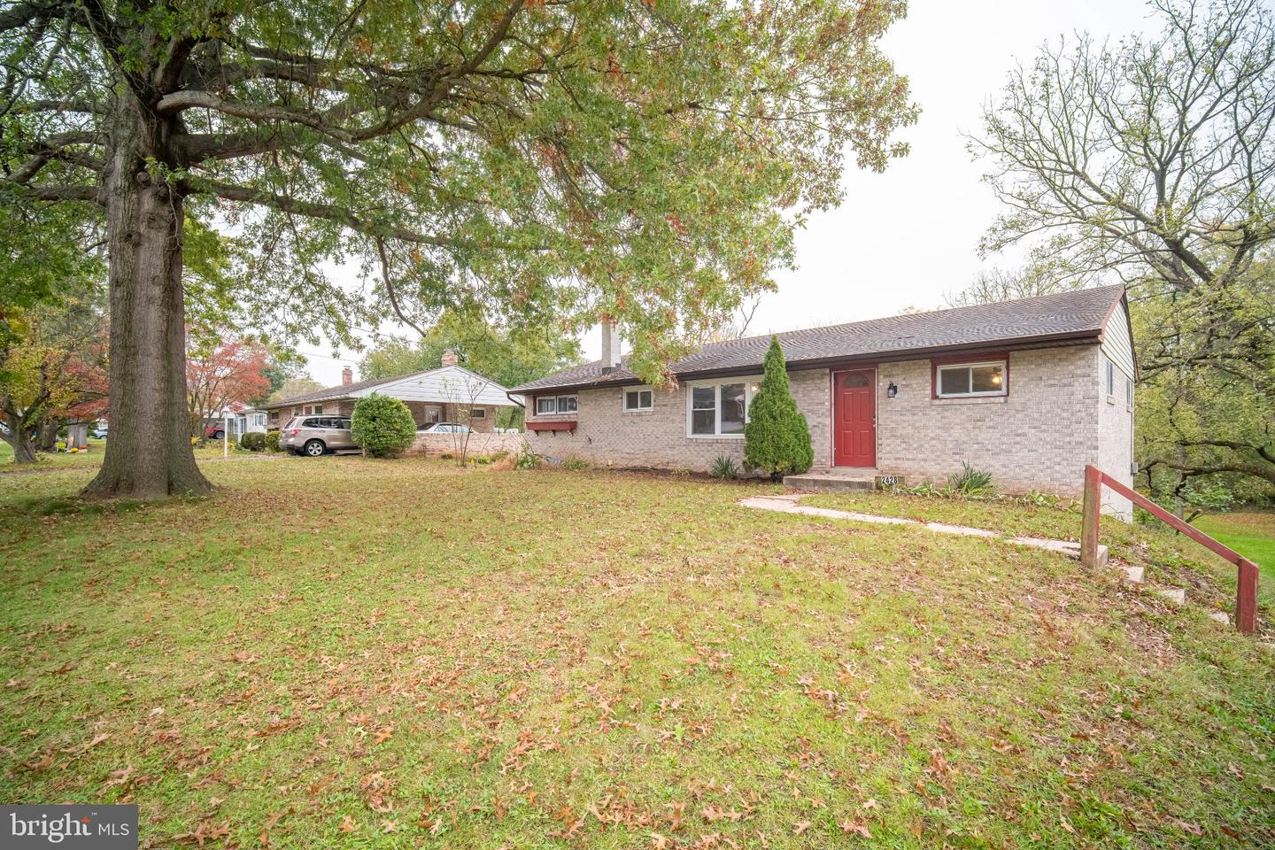 2428 Anita Dr Property Photo 2