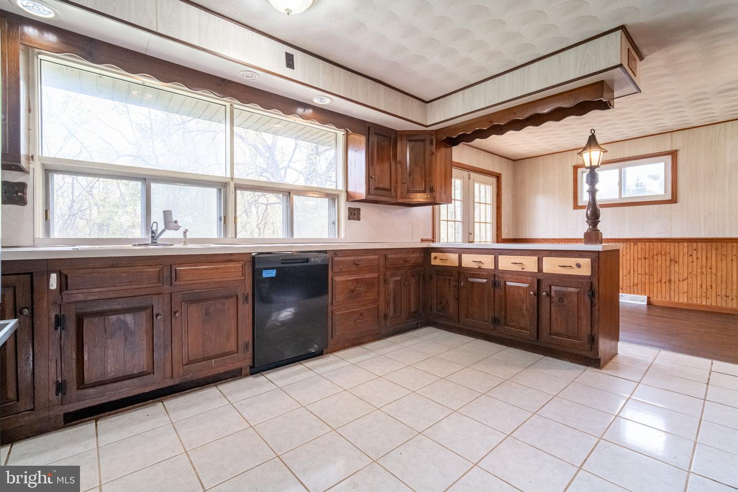 2428 Anita Dr Property Photo 14