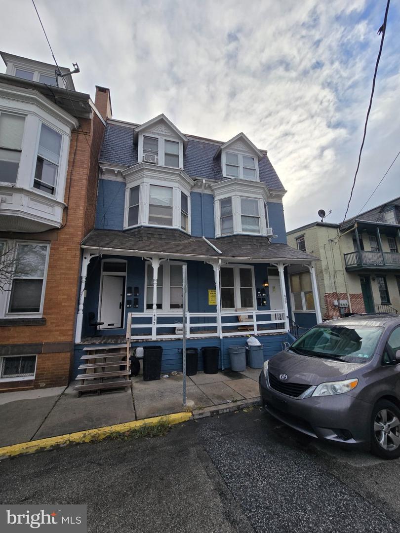 437 CLEVELAND AVE Property Photo 1