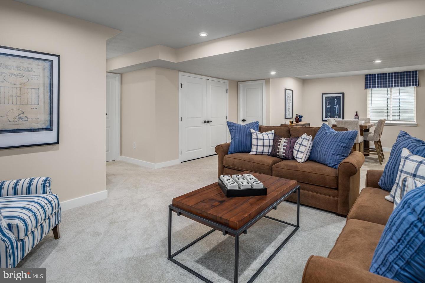110 Rivoli Ct Property Photo 3
