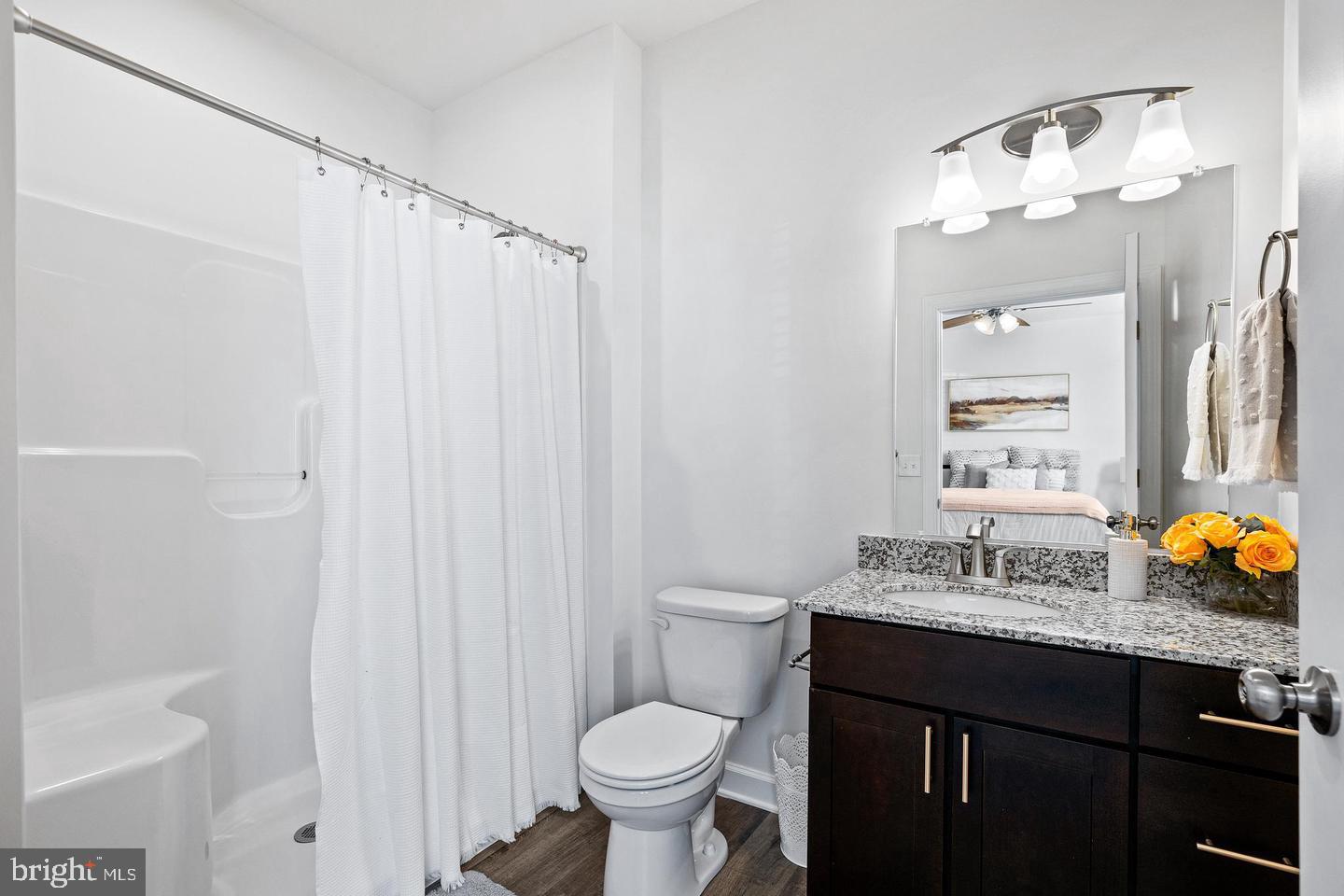 2305 Lincoln Way Property Photo 14