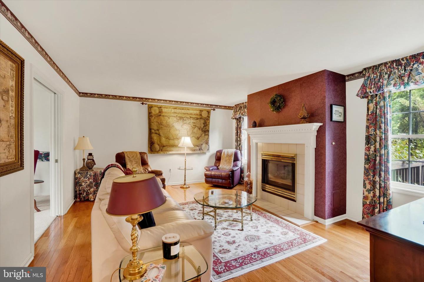25 Martingale Dr Property Photo 7