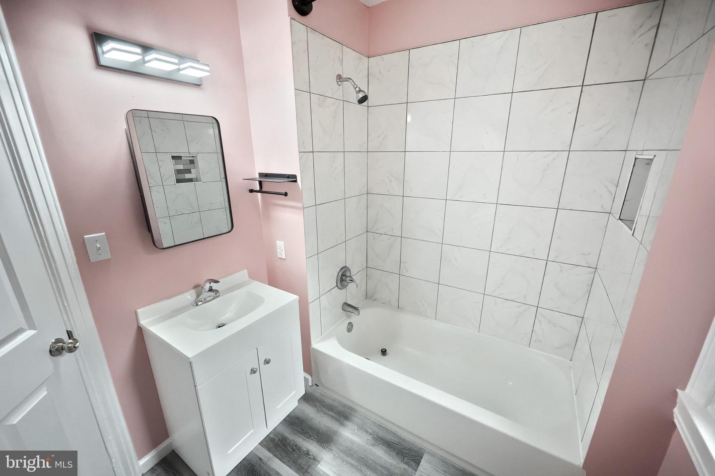 70 N Tremont St Property Photo 12