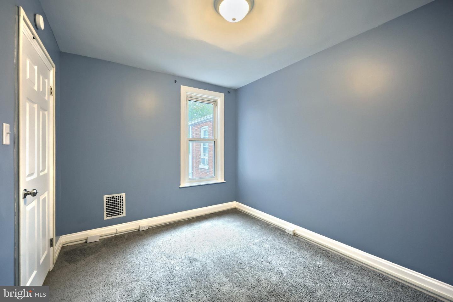 70 N Tremont St Property Photo 13