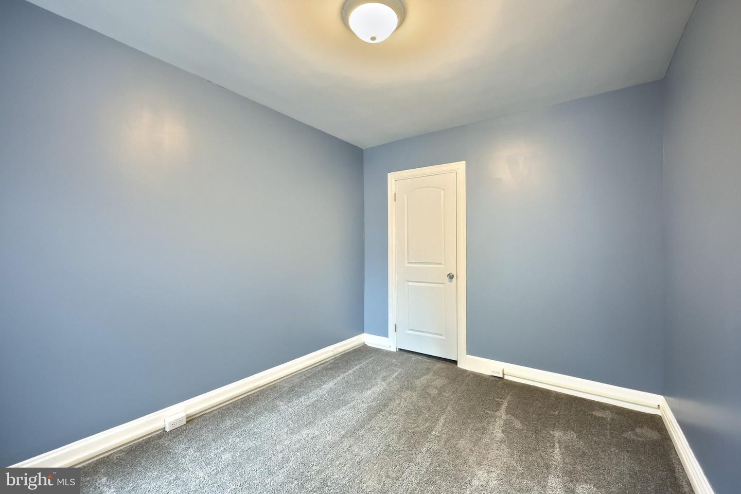 70 N Tremont St Property Photo 14