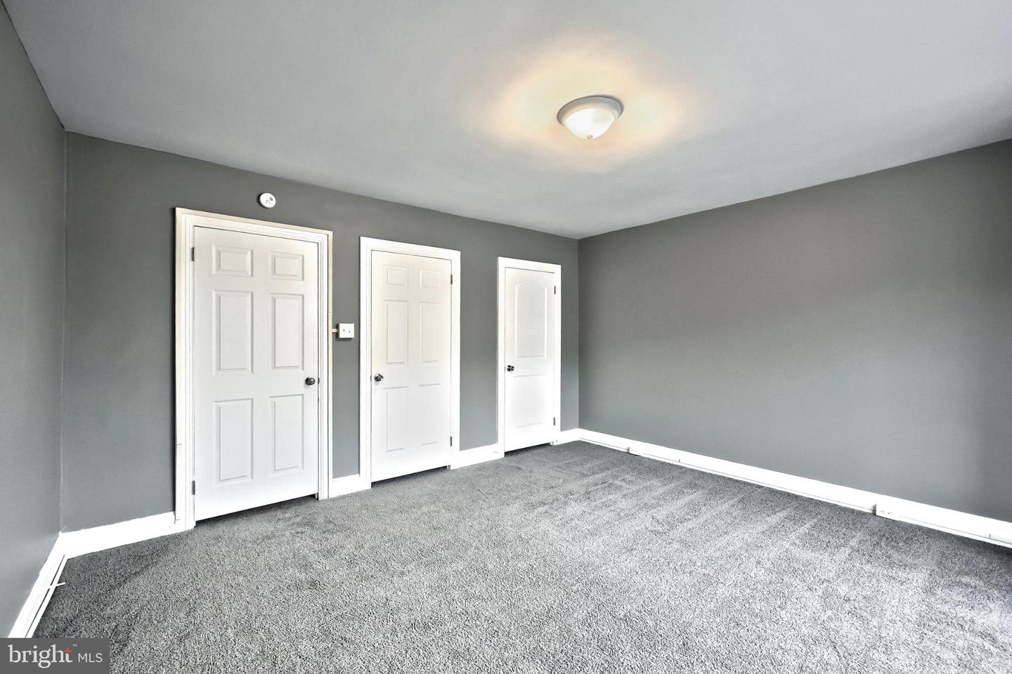 70 N Tremont St Property Photo 17