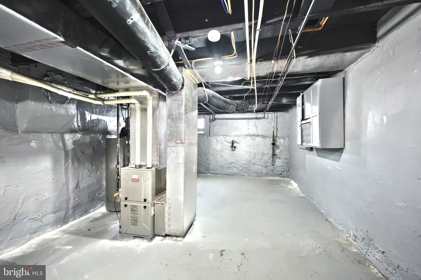 70 N Tremont St Property Photo 25