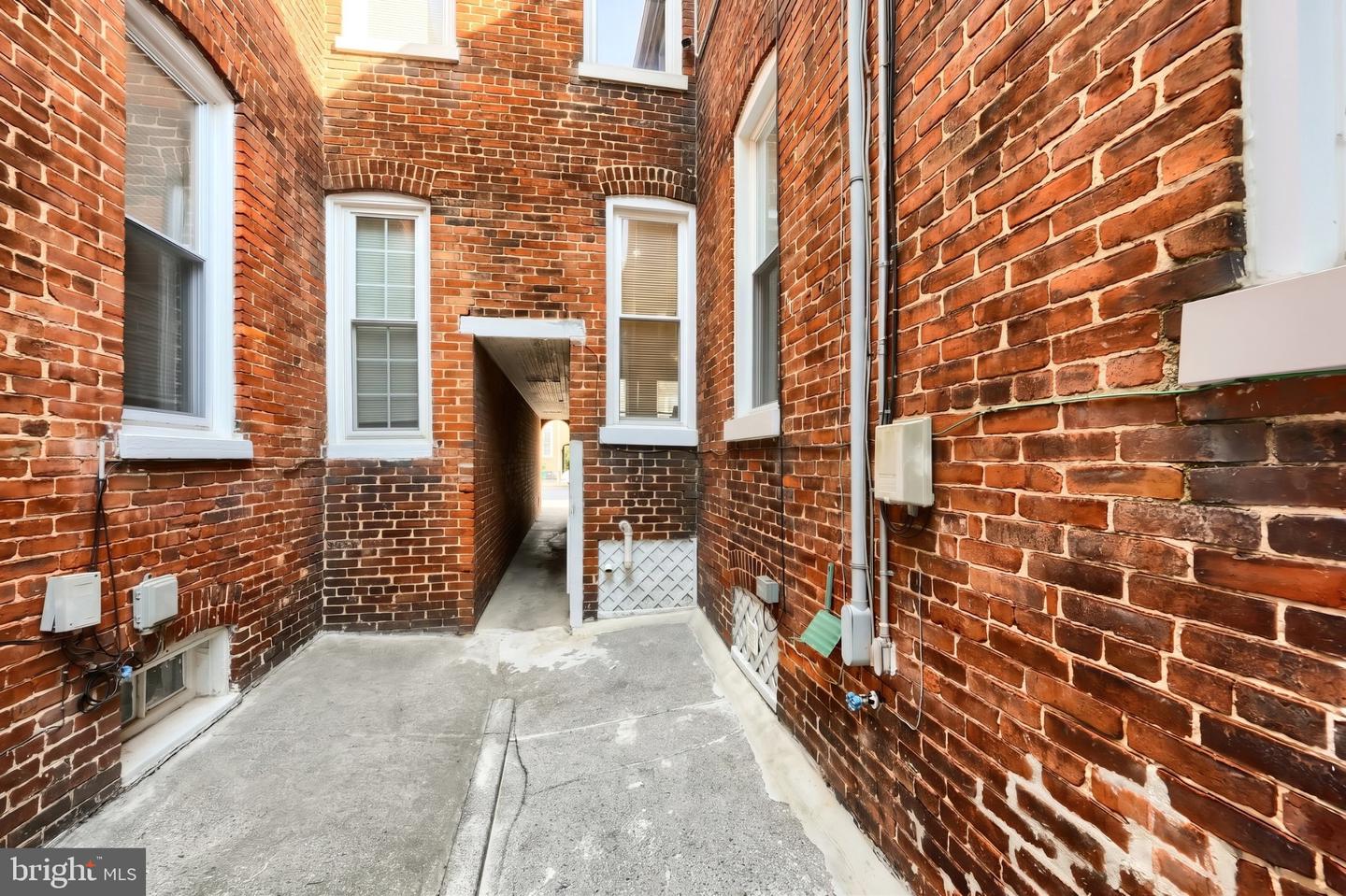 70 N Tremont St Property Photo 28