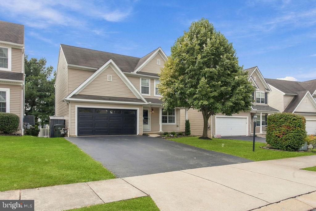 355 Sunbury Way Property Photo 1