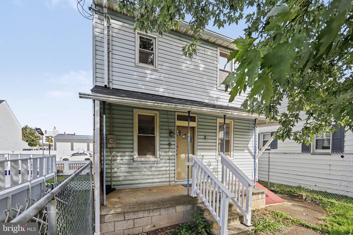 324 S Sherman St. St Property Photo 16