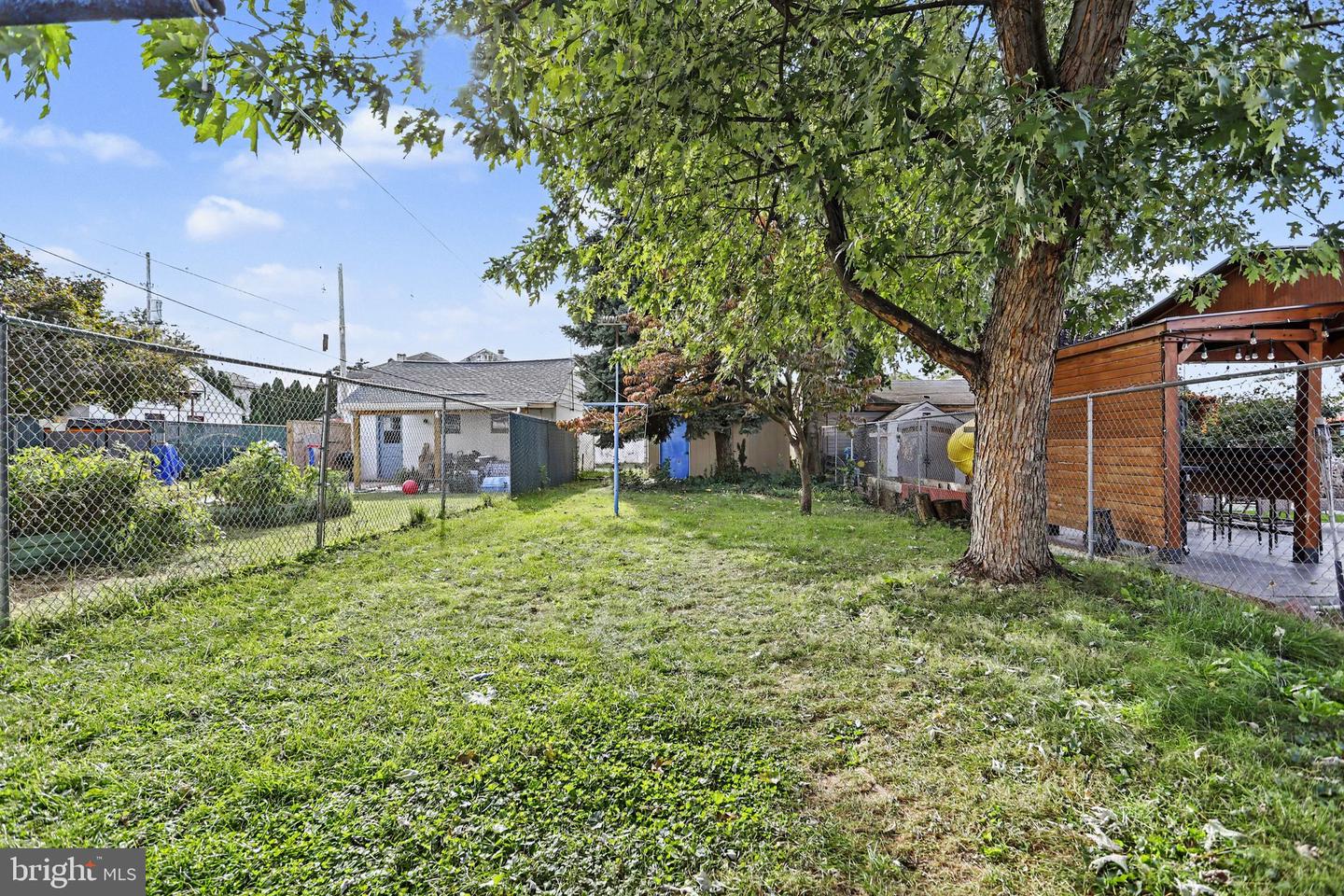 324 S Sherman St. St Property Photo 17