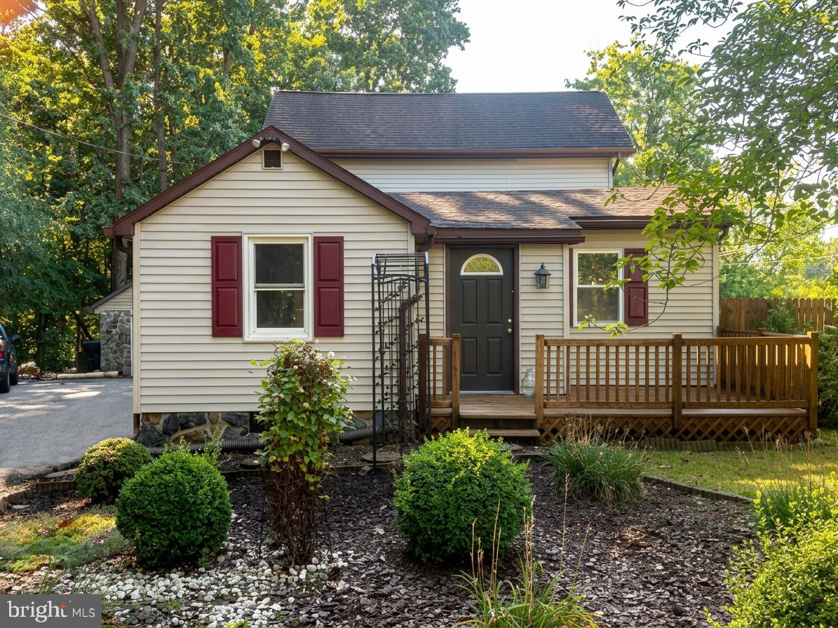 2952 Cape Horn Rd Property Photo 1