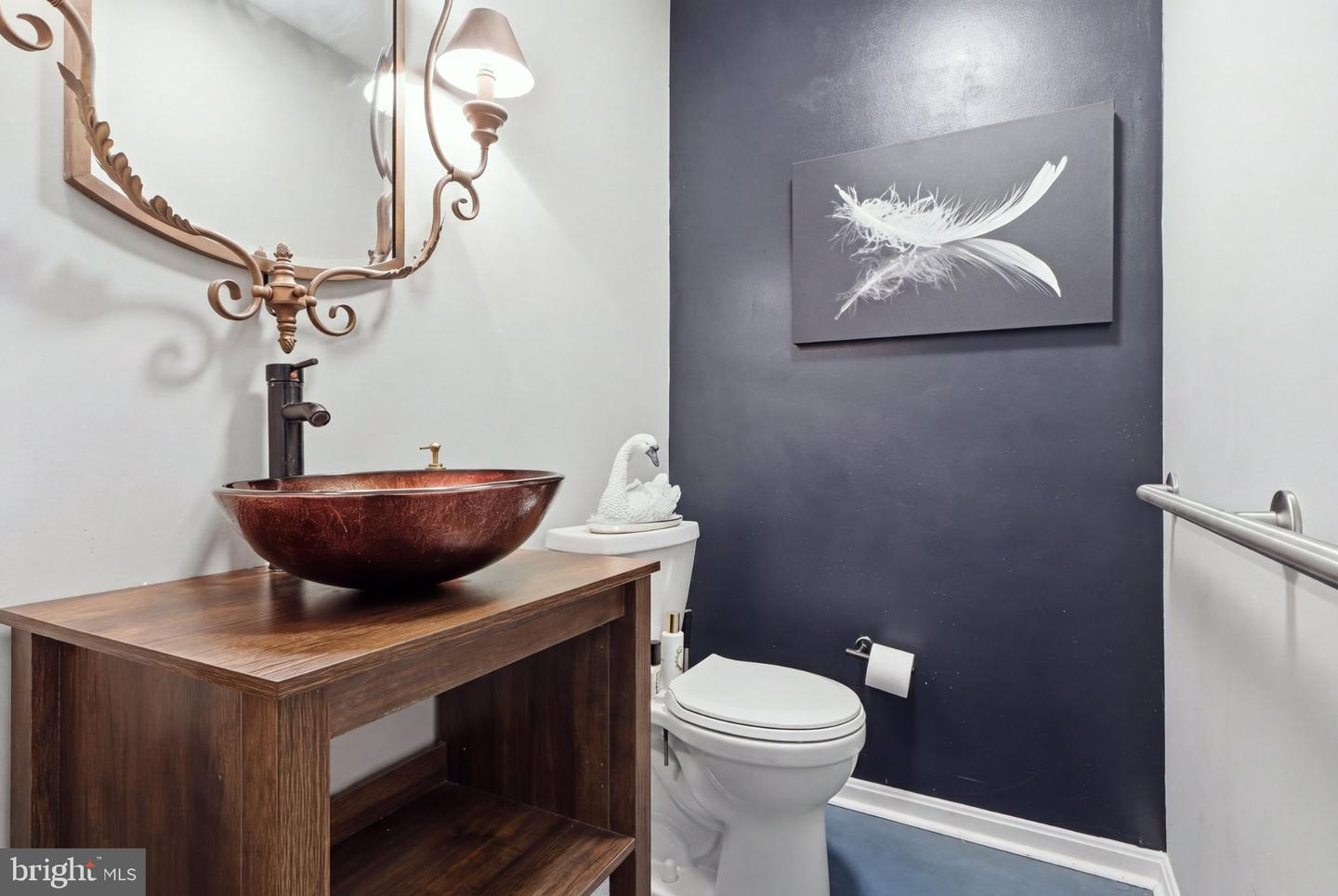 120 Peter St Property Photo 16