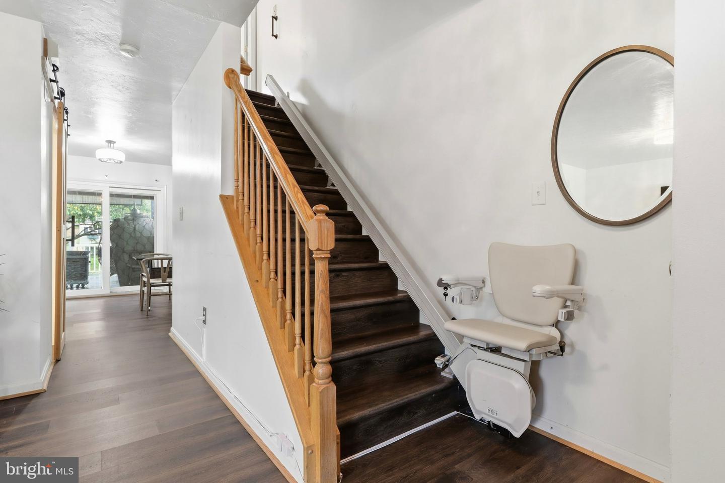 120 Peter St Property Photo 17