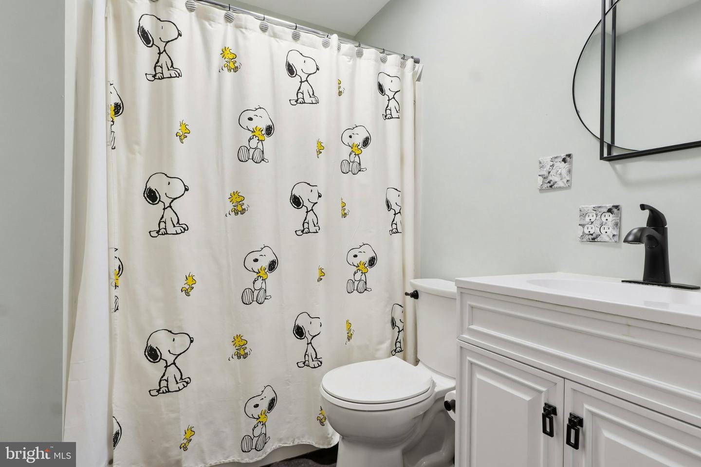 120 Peter St Property Photo 21