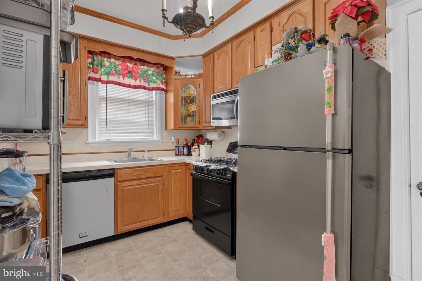 1419 W Market St Property Photo 15