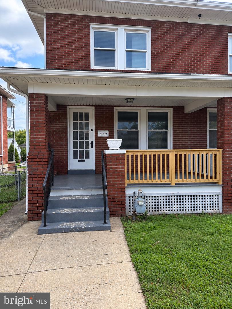 537 ATLANTIC AVE Property Photo 1