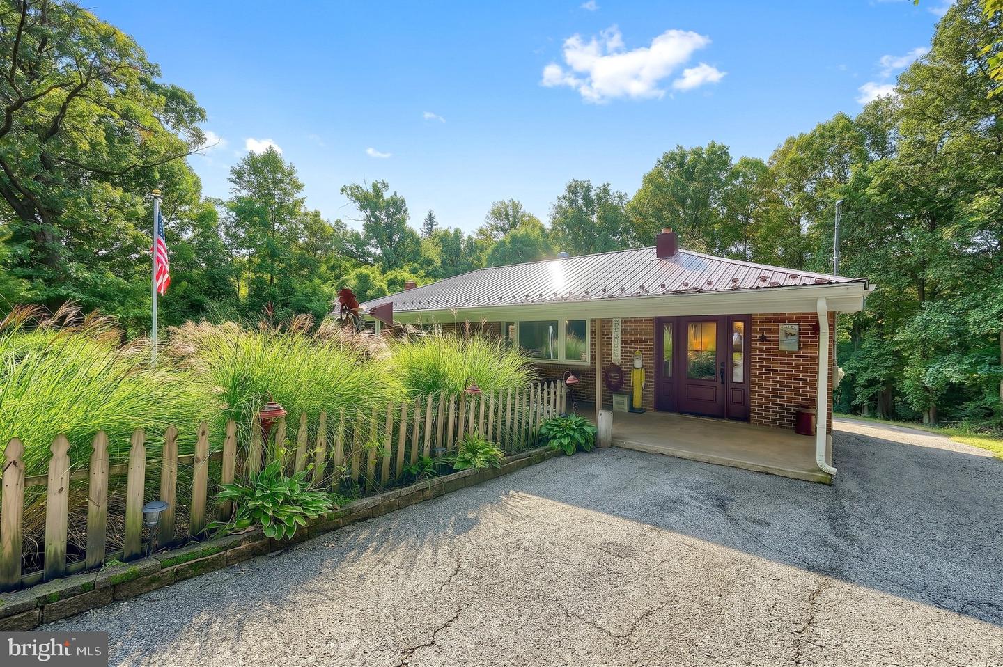 5400 Lewisberry Rd Property Photo 11