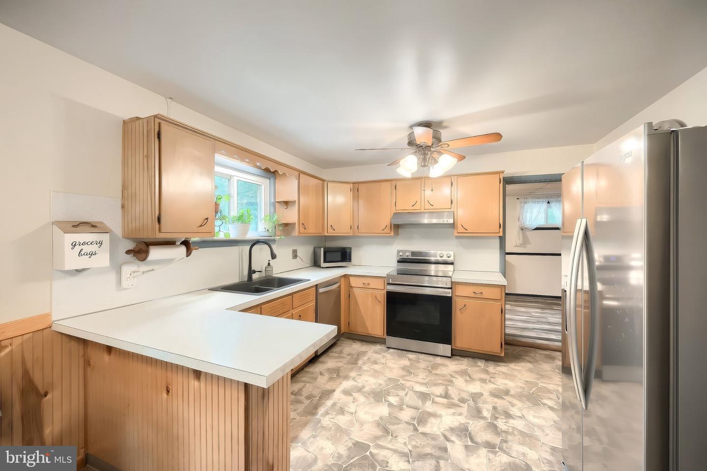 5400 Lewisberry Rd Property Photo 15