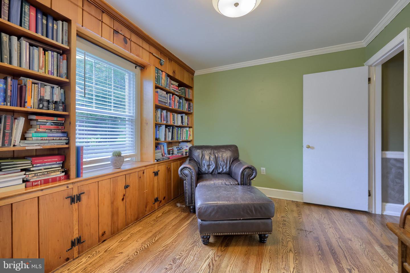 983 Brockie Ln Property Photo 17