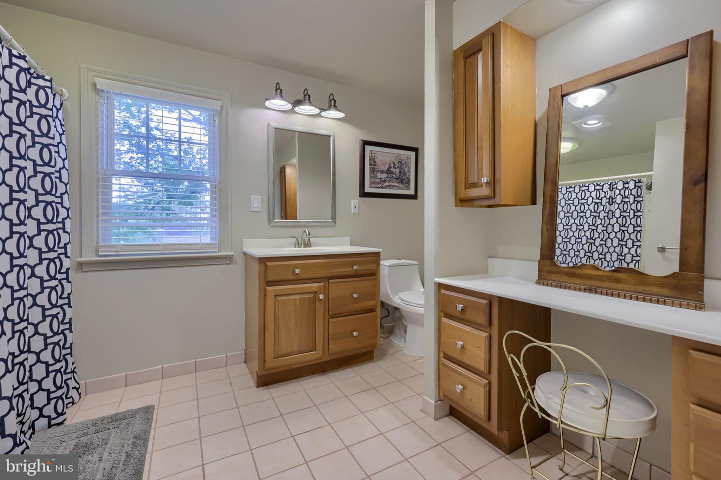 983 Brockie Ln Property Photo 18