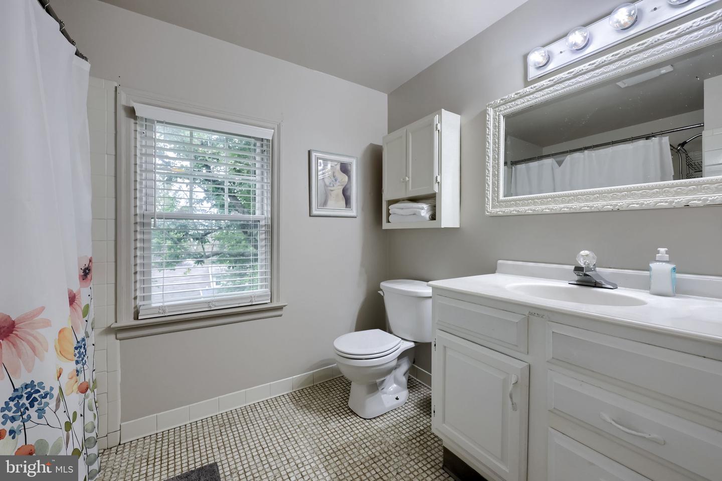 983 Brockie Ln Property Photo 26