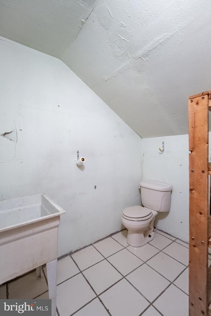 81 Longstown Rd Property Photo 42