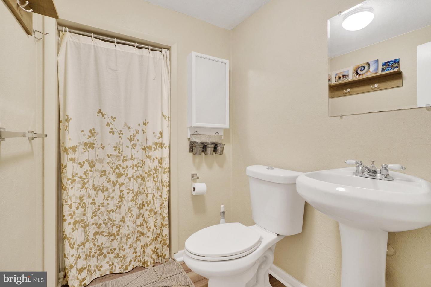 4090 Old Orchard Rd Property Photo 20