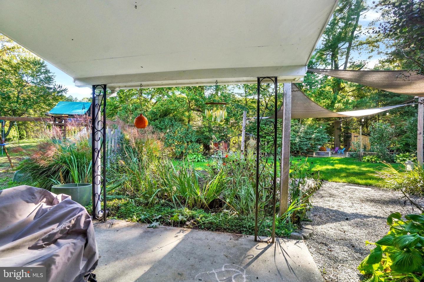4090 Old Orchard Rd Property Photo 23