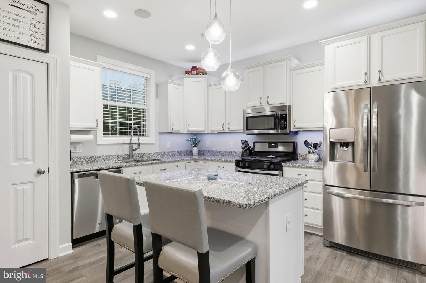 521 Charles Ave Property Photo 10