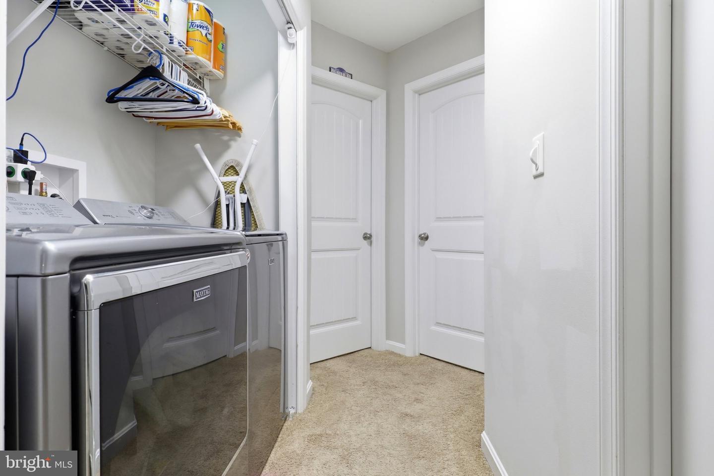 521 Charles Ave Property Photo 15