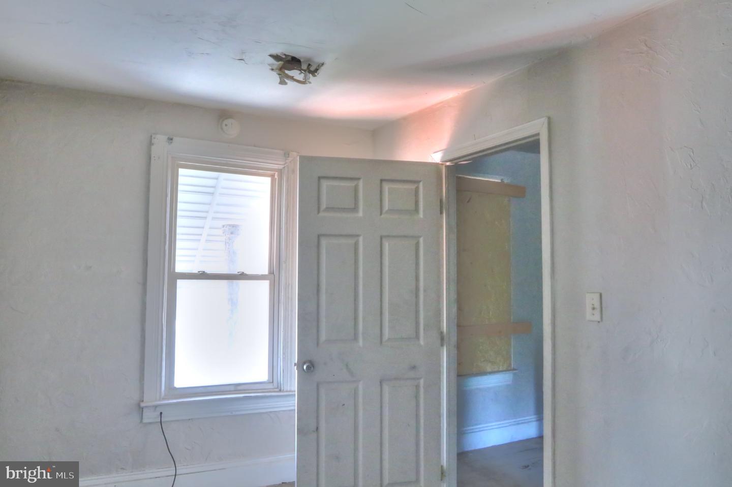 123 N State St Property Photo 26