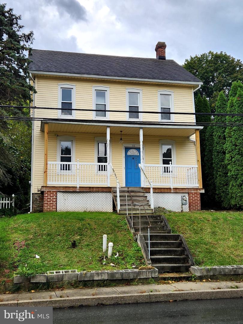 55 E Main St Property Photo 1